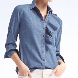 Banana Republic Riley Denim Shirt!! Size 12 Tall!